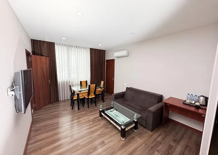 Consul Hotel