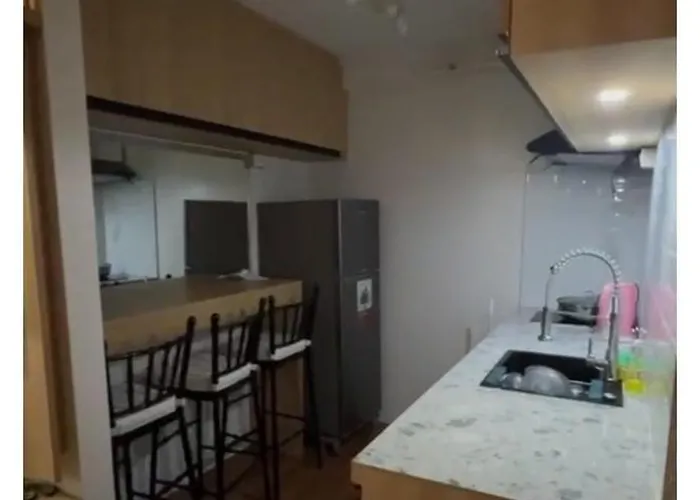 Manila Condo Staycation