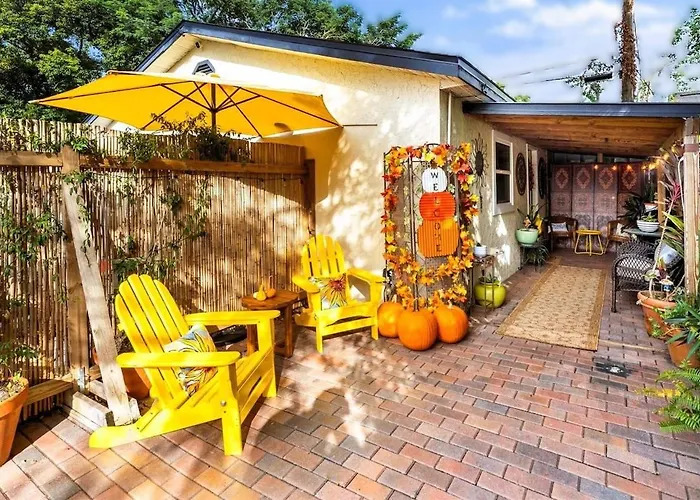 College Park-Orlando 5Star Villa Oasis - Home Away From Home - Quiet Neighborhood-Private Botanical Courtyard - Mins From Eola,Dt, Winter Park - Free Parking & Ev Plug In