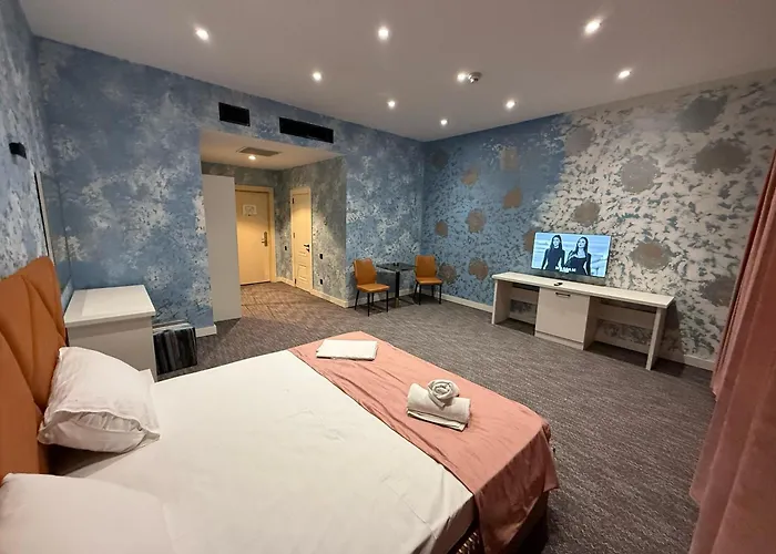 Black Mont İnn Hotel