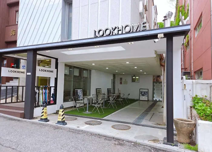 Look Home Guesthouse