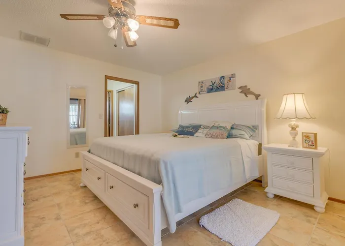 Private Suite With Full Kitchen 5 Ml To Beach