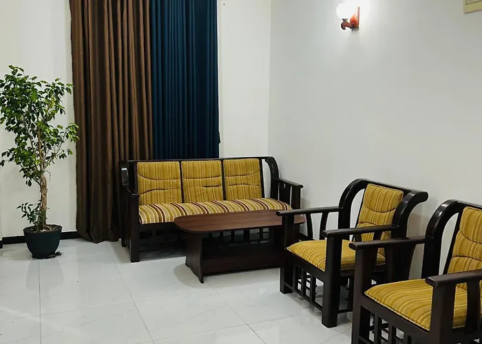 Unic Residence & Hostel