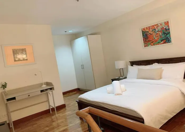 Modern Makati Condo For Rent - City Views Convenience