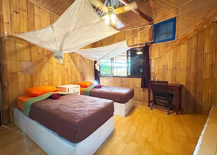 Serenity Eco Guesthouse And Yoga- Chse Certified