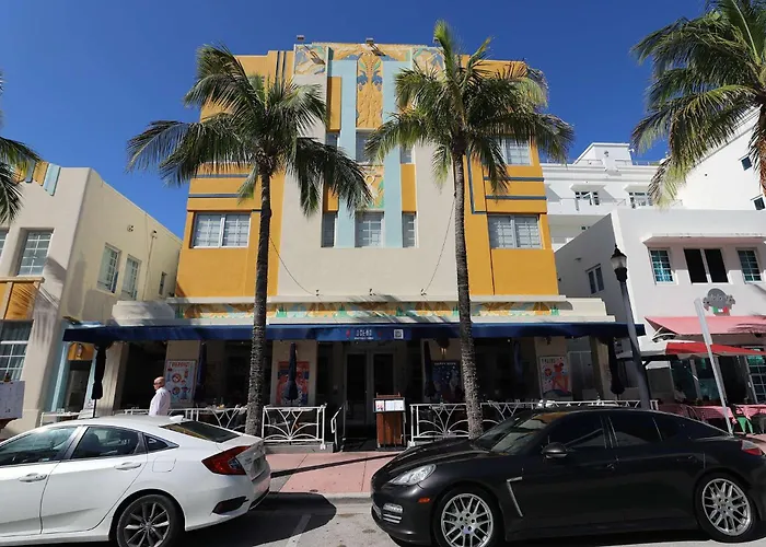 Ocean Drive South Of Fifth Miami Beach Family & Pet Friendly