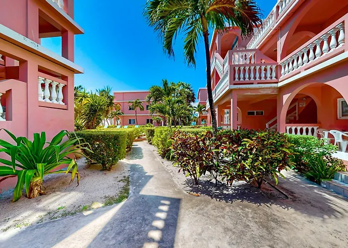 Hibiscus @ Caribe Island