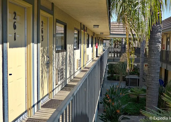 Key Inn And Suites Tustin