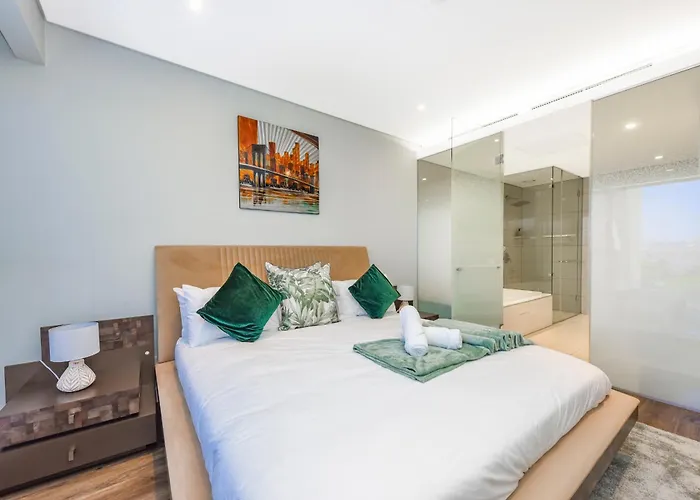 Deluxe Self-Catering Apartment | Park Central