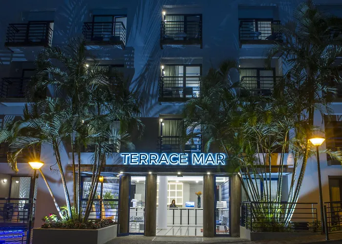 Terrace Mar Suite Hotel