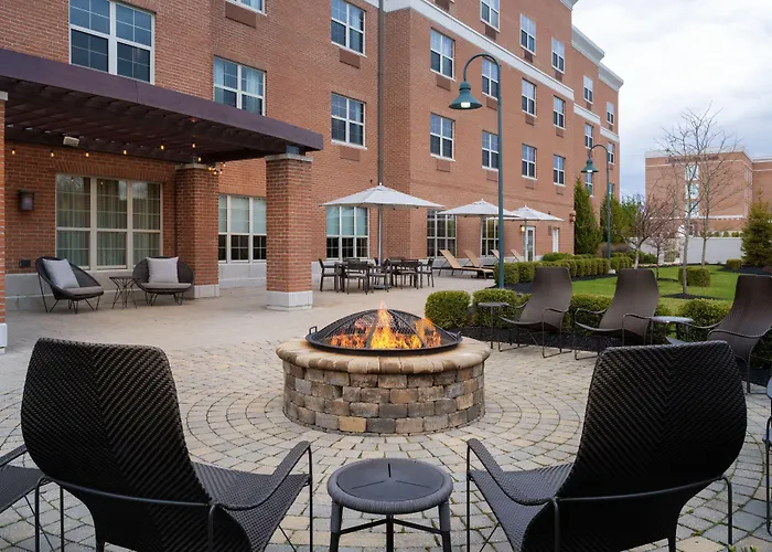 Courtyard By Marriott Columbus New Albany Hotel