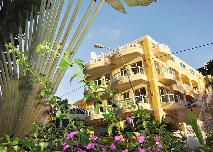 Baker'S Suites Simpson Bay