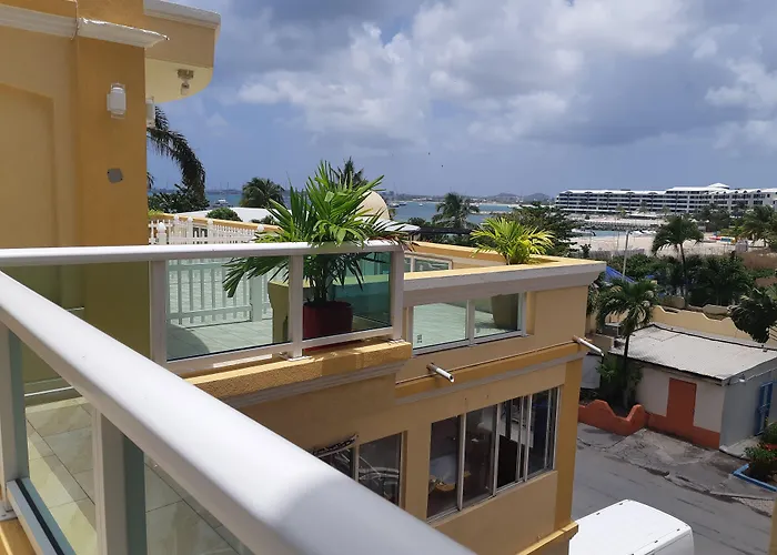 Baker'S Suites Simpson Bay