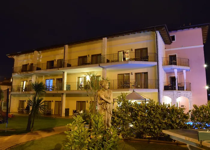 Aparthotel Residenza Le Due Torri Riva del Garda