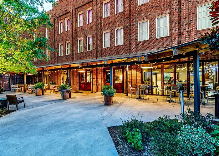 The Inn At The Crossroads Lake City