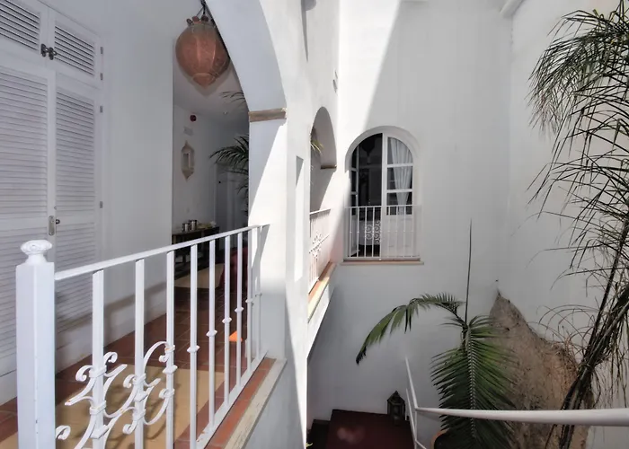 Benali Guest House