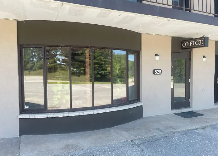 Bancroft Inn & Suites