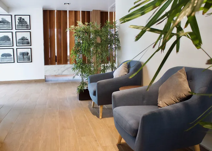 Habitat Hotel