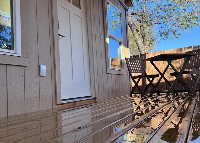 Modern Tiny Barn Urban Oasis In San Antonio