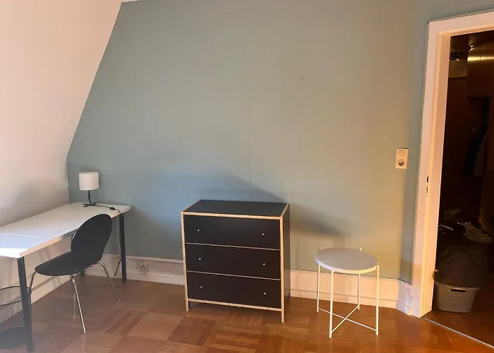 Private Zimmer Im Serviced Apartment - Mit Woechentlicher Reinigung
