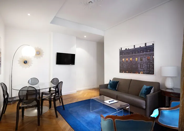 Apartments Du Louvre - Le Marais