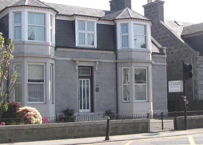 Cedars Guest House Aberdeen