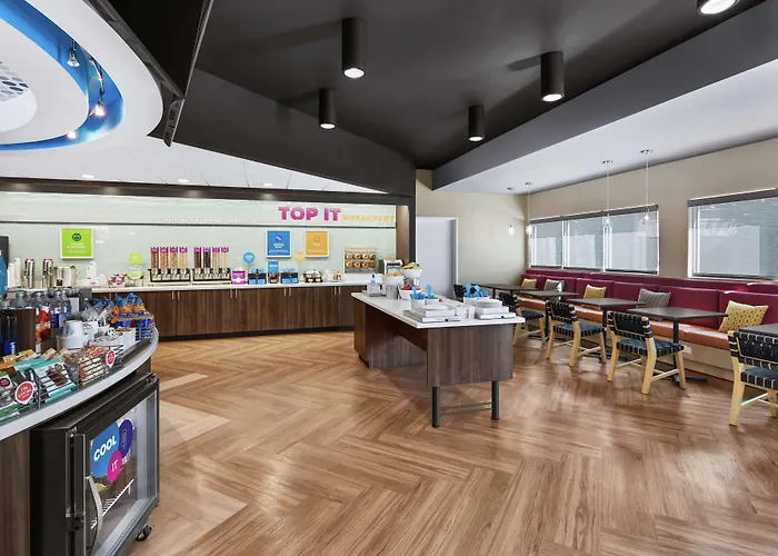 Tru By Hilton Savannah Midtown