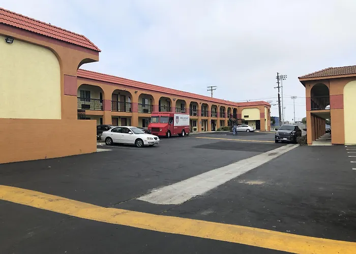 La Mirage Inn Lax Airport