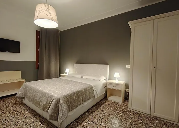 Corte Loredana Only Adult - No Housekeeping