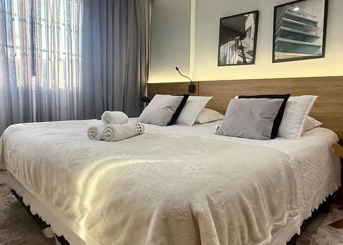 Charmoso Flat em Itaipava, 509 Mangabeiras.
