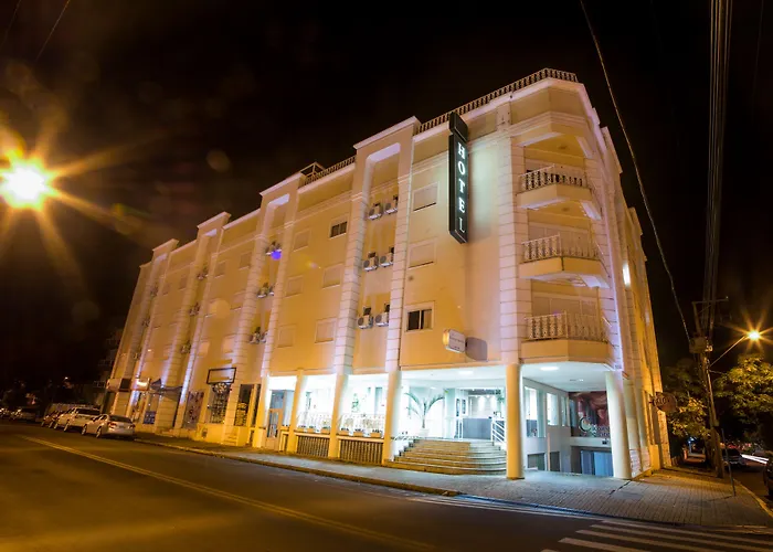 Francisco Beltrão Palace Hotel