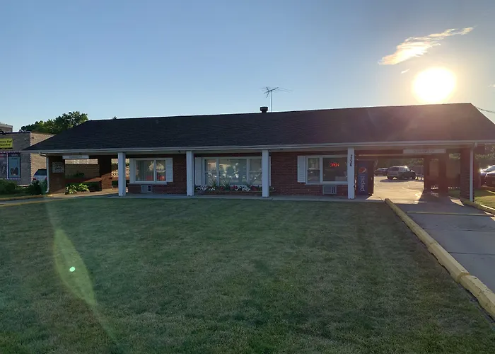 New Relax Inn Bridgeview