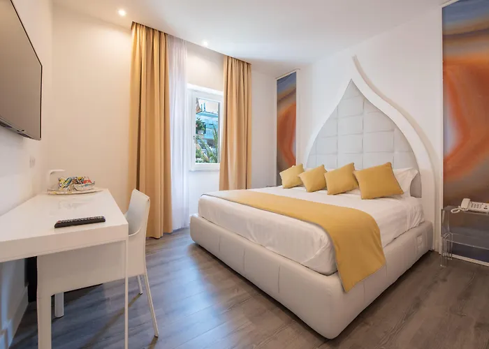Diamond Suite