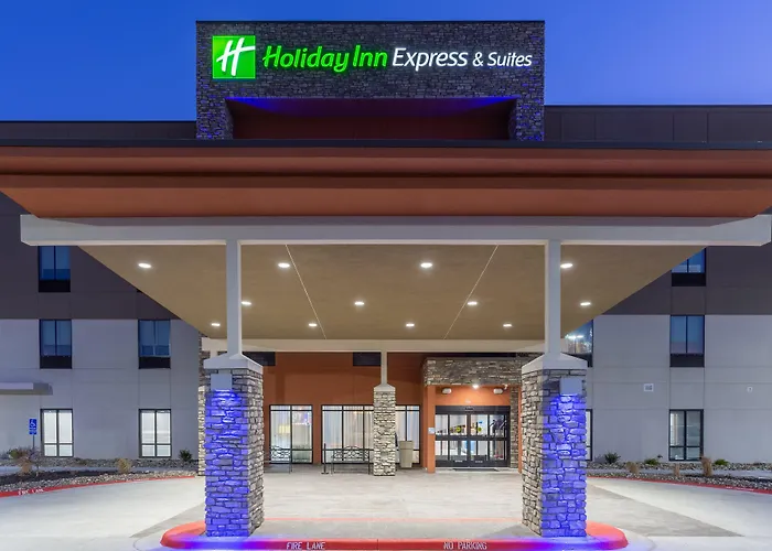 Holiday Inn Express & Suites Kearney By Ihg
