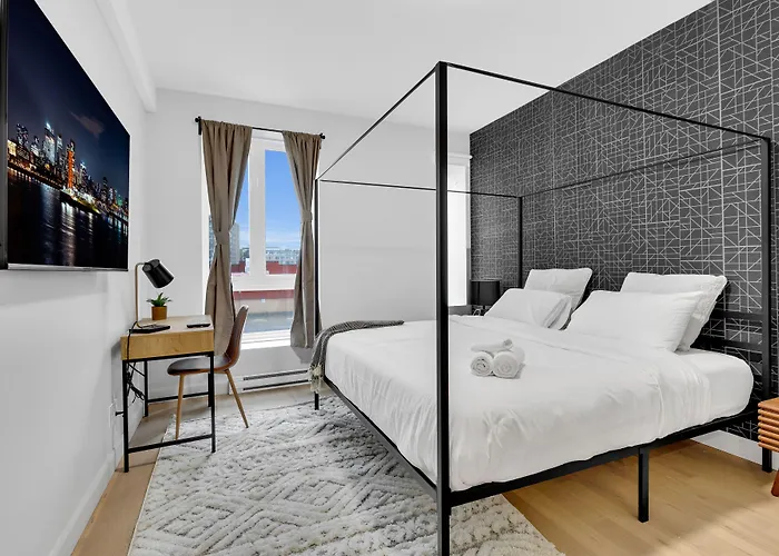Deluxe Suites Downtown Montreal