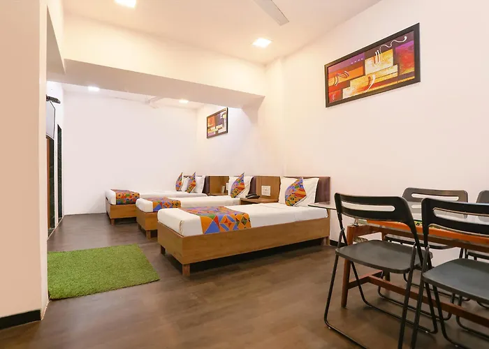Via Aksa Inn