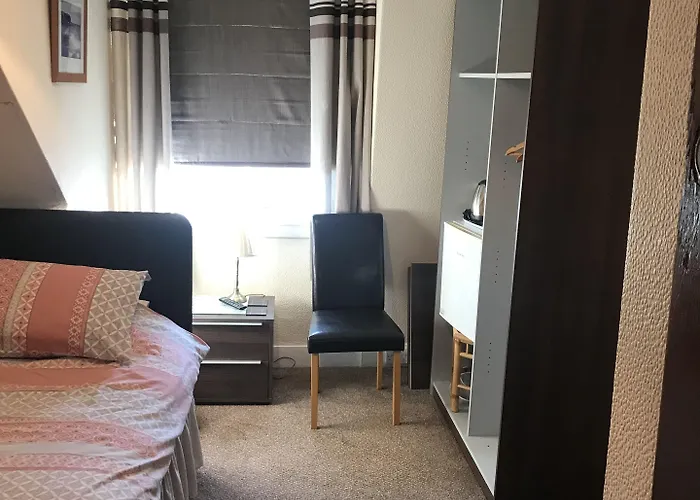 Roselodge Guest House