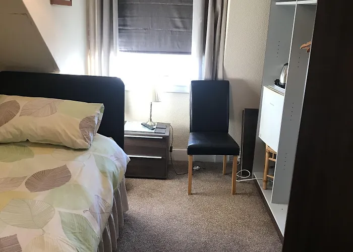 Roselodge Guest House