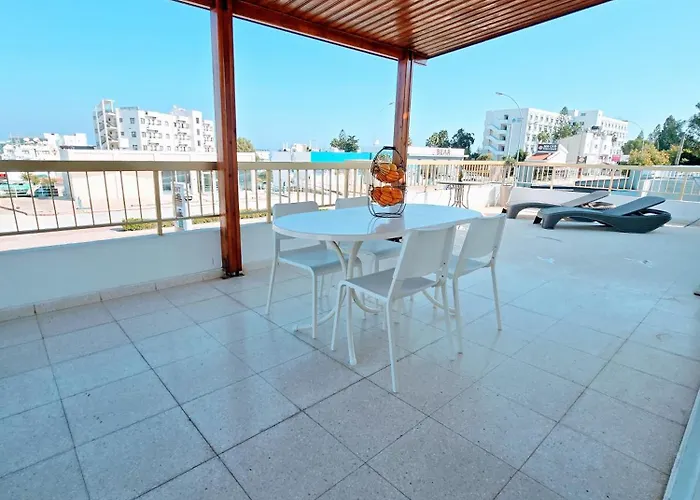 Greco 356 Apartment