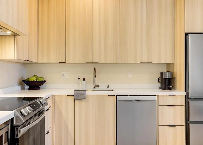 Casa De La Vina - Boutique Apartments In Downtown Santa Barbara