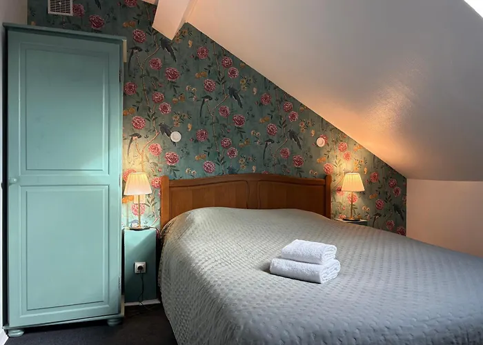 Hotel Saint Yves