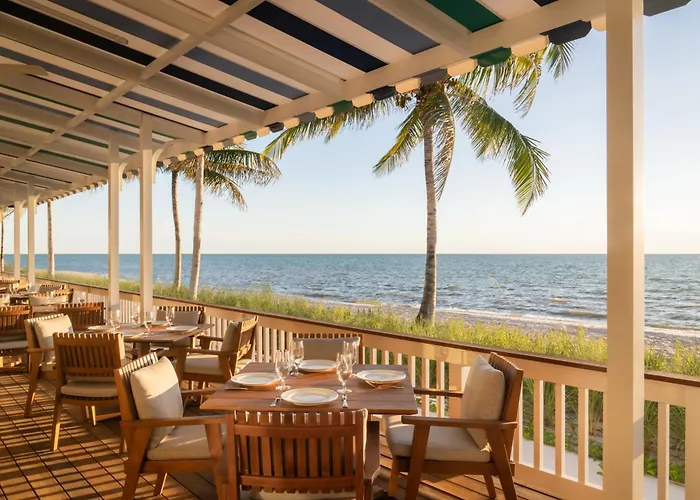 Naples Beach Club, A Four Seasons Resort