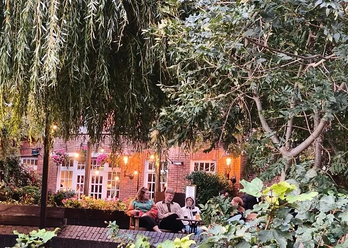 Kensington Times River Residence