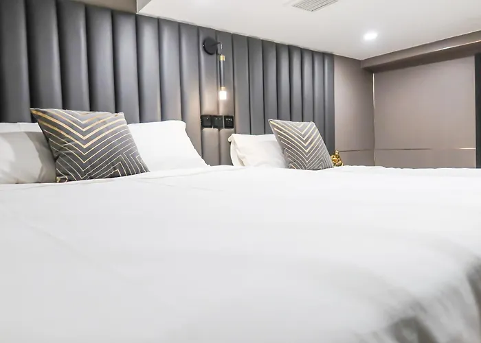 Recharge Residences Studio Apartment & Suites