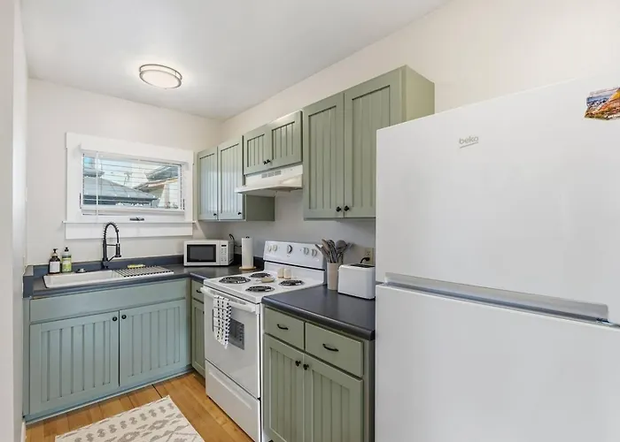 Private Studio Casita W/ Patio | Walk To 4Th Ave