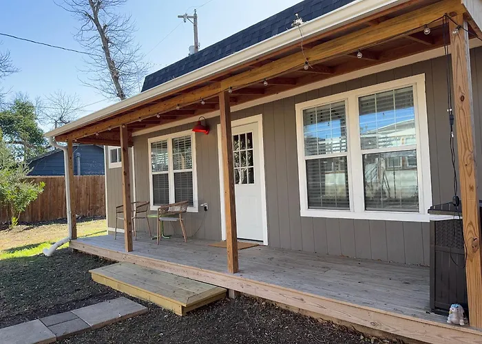 Cute Barn Guesthouse - Minutes From Downtown And Major Attractions