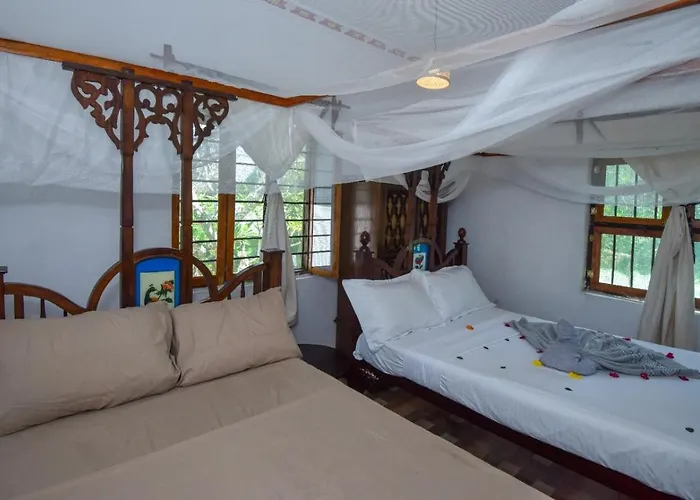 Mkungu House Private Villa