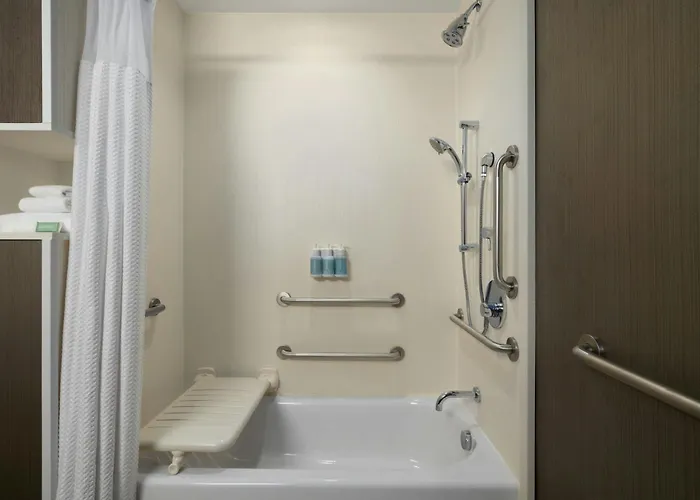 Courtyard By Marriott Raleigh-Durham Airport/Brier Creek Hotel