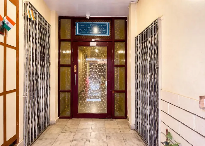 Srk Hotel- Grant Road