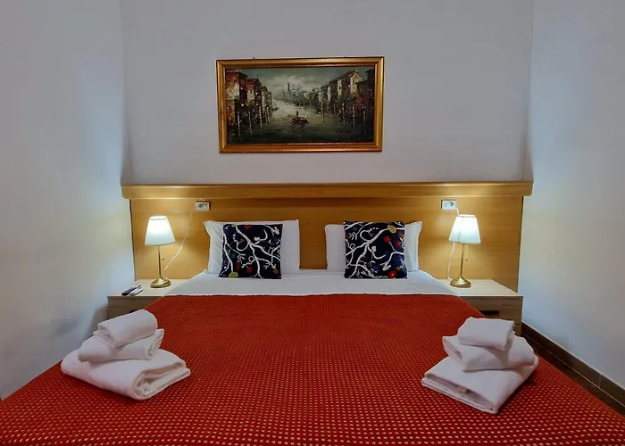 Hotel Tito Mestre